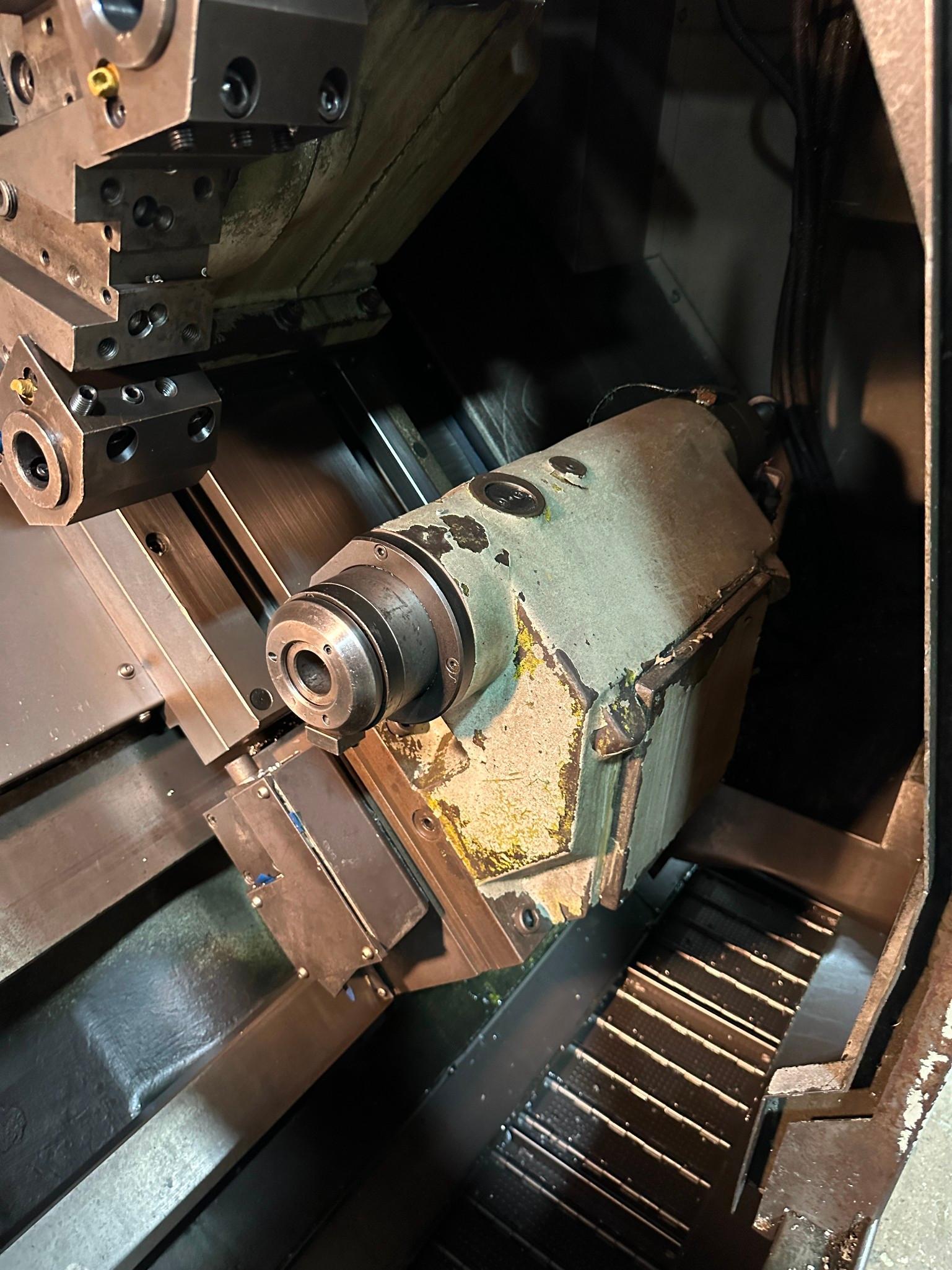 Doosan Daewoo Puma 300C CNC Lathe, 2005 - 15" Chuck, Chip Conveyor, Programmable Tailstock - Image 6