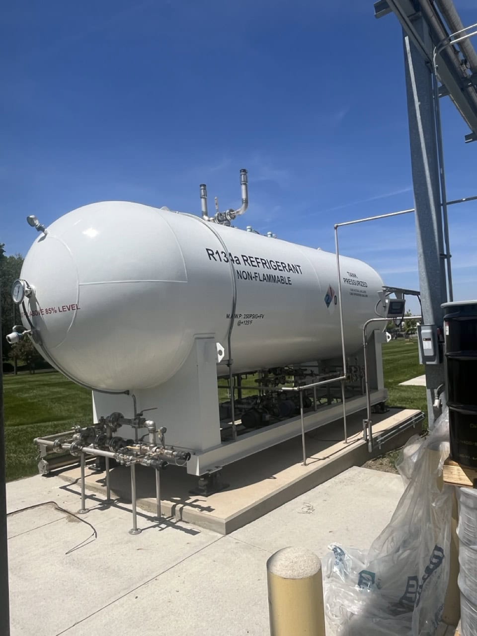 6,565‑Gallon ASME Skid‑Mounted R134a Refrigerant Storage Tank System (Pressurized 250 psig)