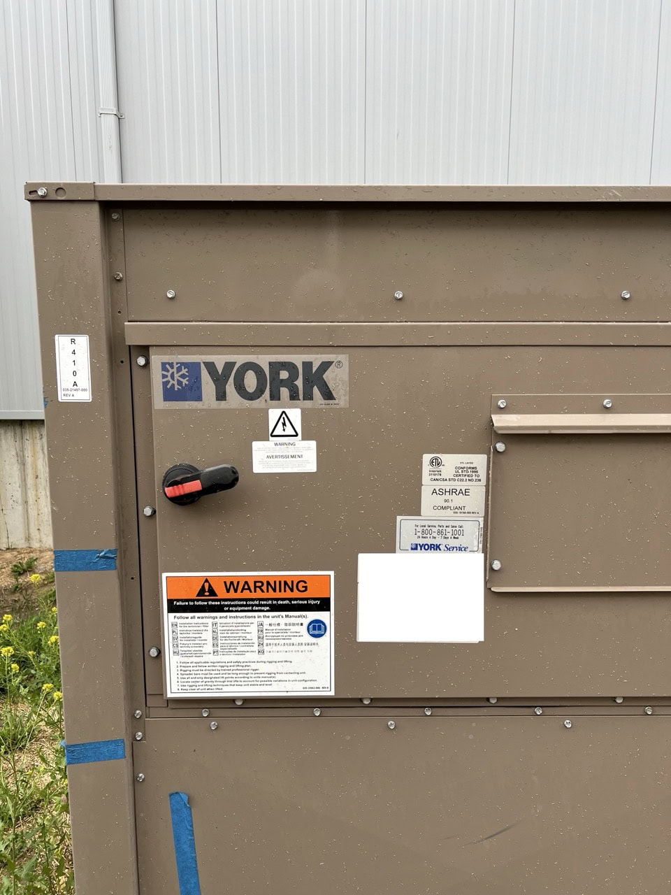 York YCUL0072EE Rooftop HVAC Unit (2019) – 72 Ton Dual-Circuit Air-Cooled Chiller (460V, R-410A) - Image 2