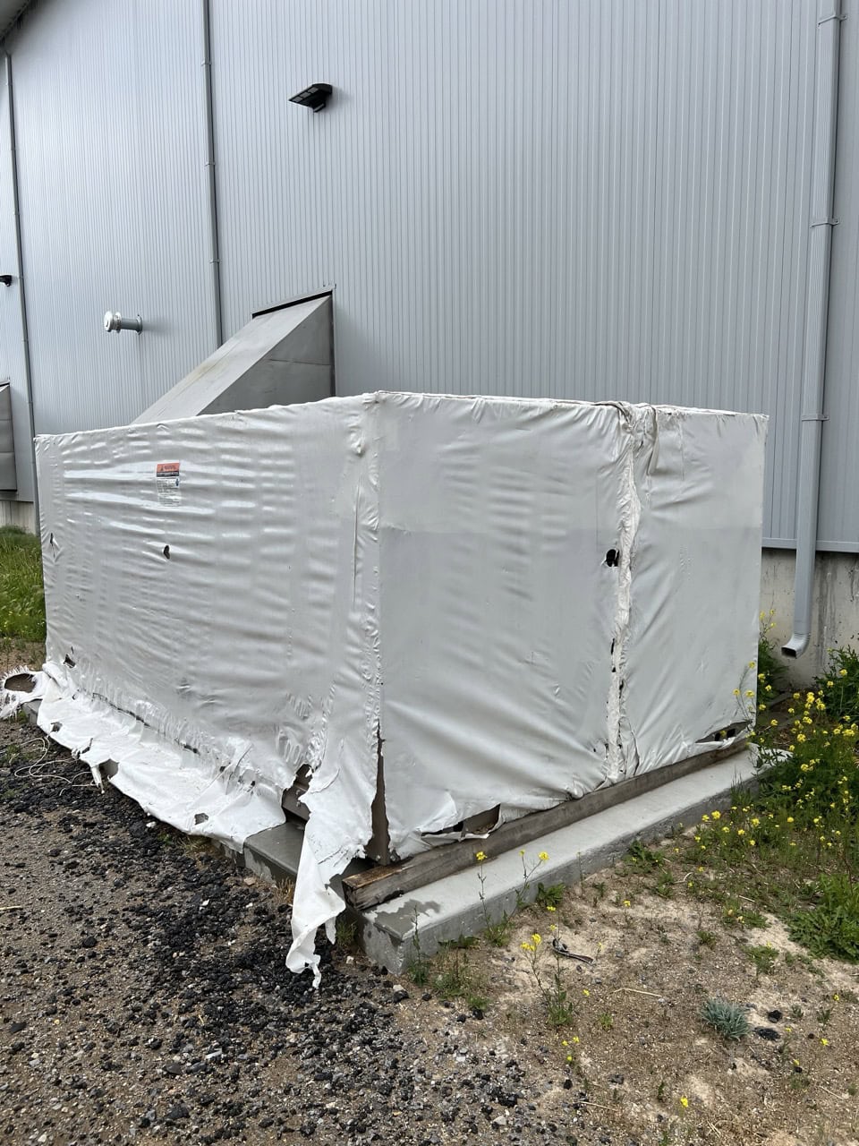 York YCUL0072EE Rooftop HVAC Unit (2019) – 72 Ton Dual-Circuit Air-Cooled Chiller (460V, R-410A) - Image 3