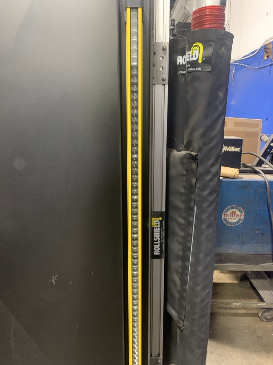 Miller Performarc PA1100SS (PA212S) Robotic Weld Cell, 2012 - Panasonic TAWERS TA-1900 Robot, 350 Amp Panasonic Dip Pulse HMIII350, Dual Light Curtains - Image 13