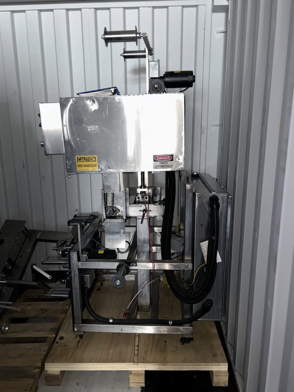 PDC 50‑E Shrink Sleeve / Tamper Evident Neck Bander – 130 CPM, Stainless, 240V - Image 2