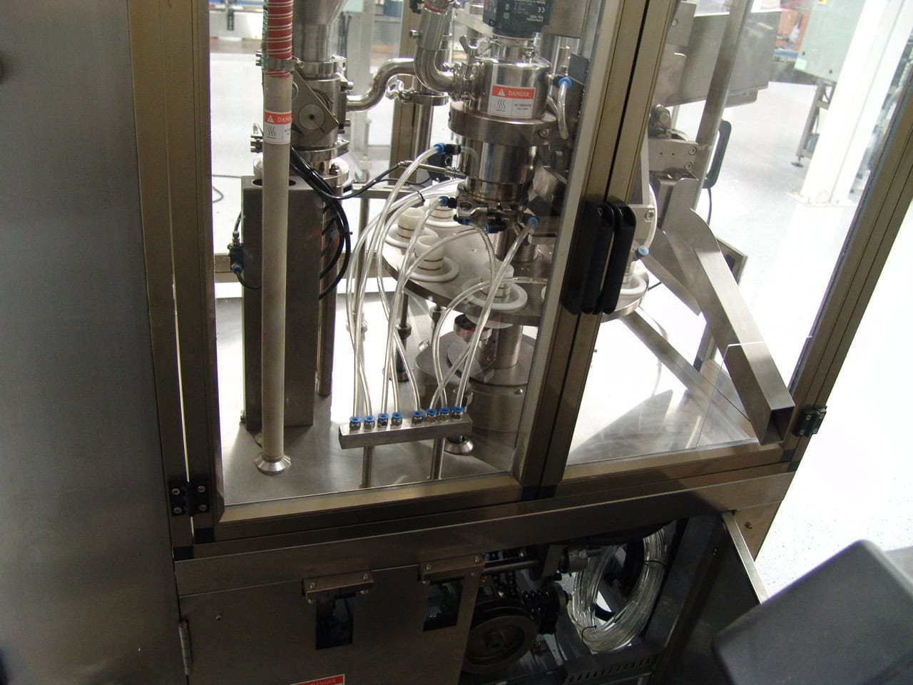 Rigao RGNF-30B Automatic Tube Filler and Sealer, 2008 - Image 6