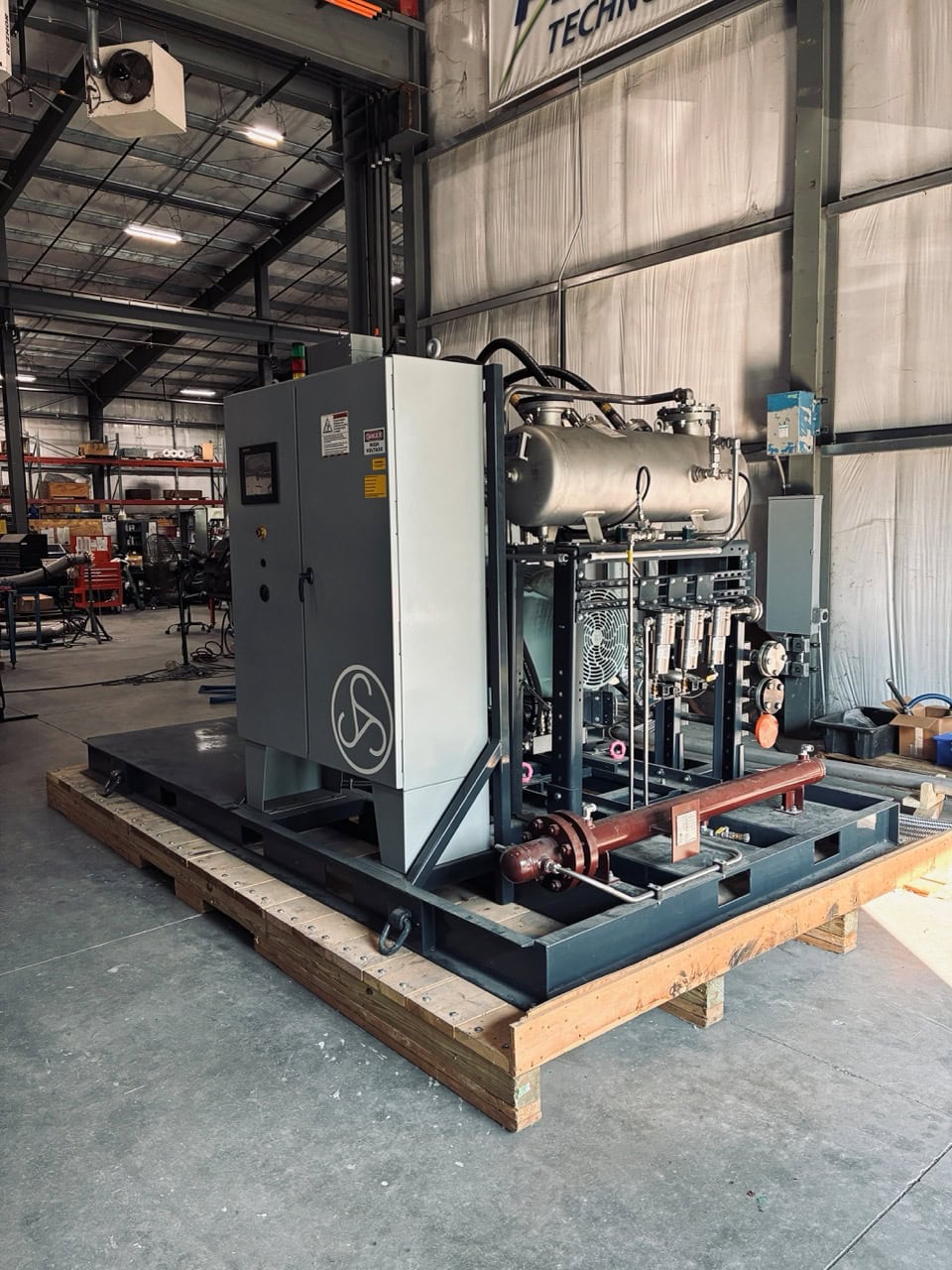 270 HP Sauer Helium Reciprocating Compressor WP6208, 2023