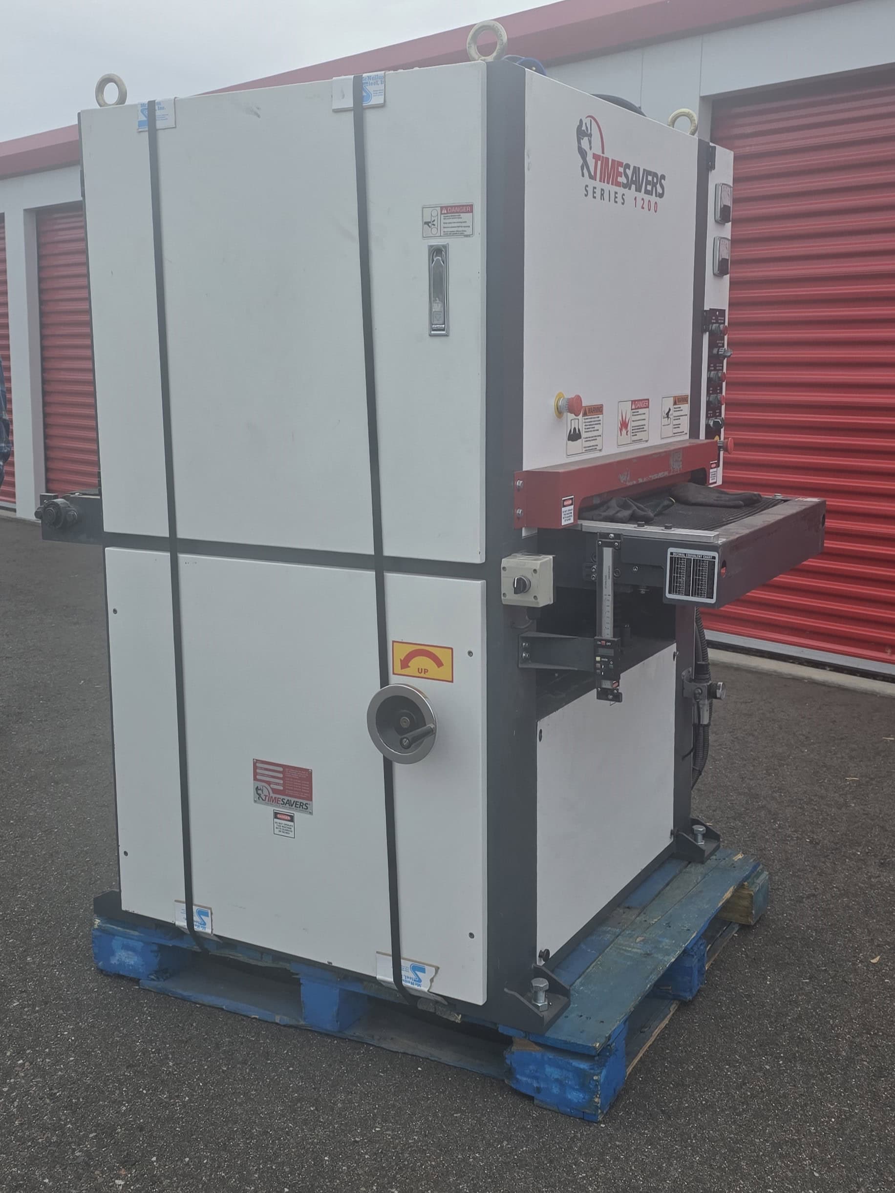 Timesavers 1221-02-44 Dual-Drum Deburring Machine, 2014 - Image 2