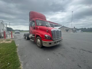 Freightliner Cascadia 125 Day Cab, 2018 - Detroit DD15, 10-Speed Manual - Image 7