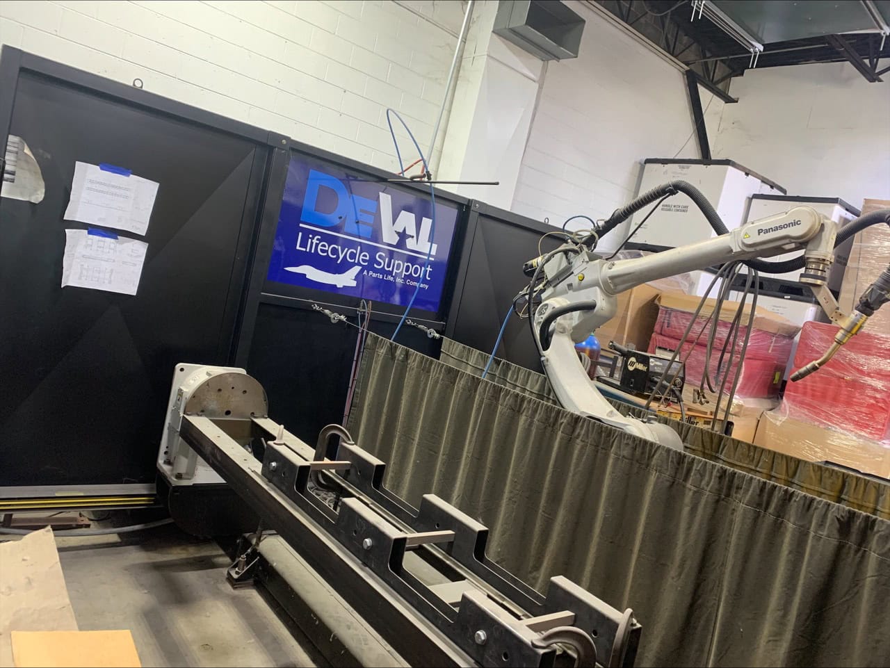 Miller Performarc PA1100SS (PA212S) Robotic Weld Cell, 2012 - Panasonic TAWERS TA-1900 Robot, 350 Amp Panasonic Dip Pulse HMIII350, Dual Light Curtains - Image 18