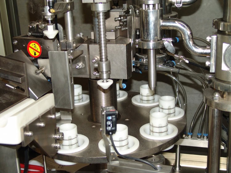 Rigao RGNF-30B Automatic Tube Filler and Sealer, 2008 - Image 17