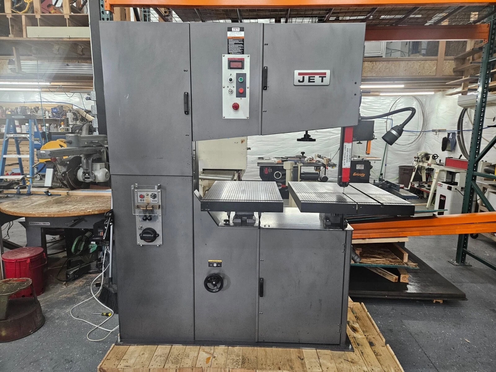 12" x 36" Jet VBS-3612 Vertical Metal Bandsaw