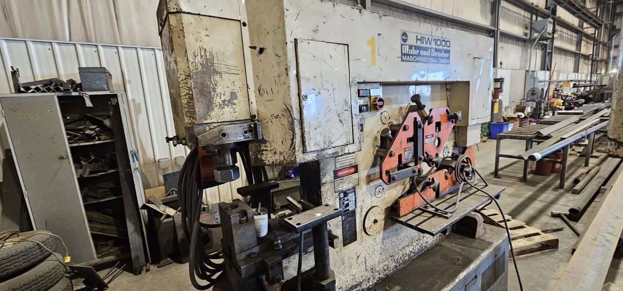 110 Ton Mubea HIW 1000/610 Hydraulic Ironworker - Dual Station
