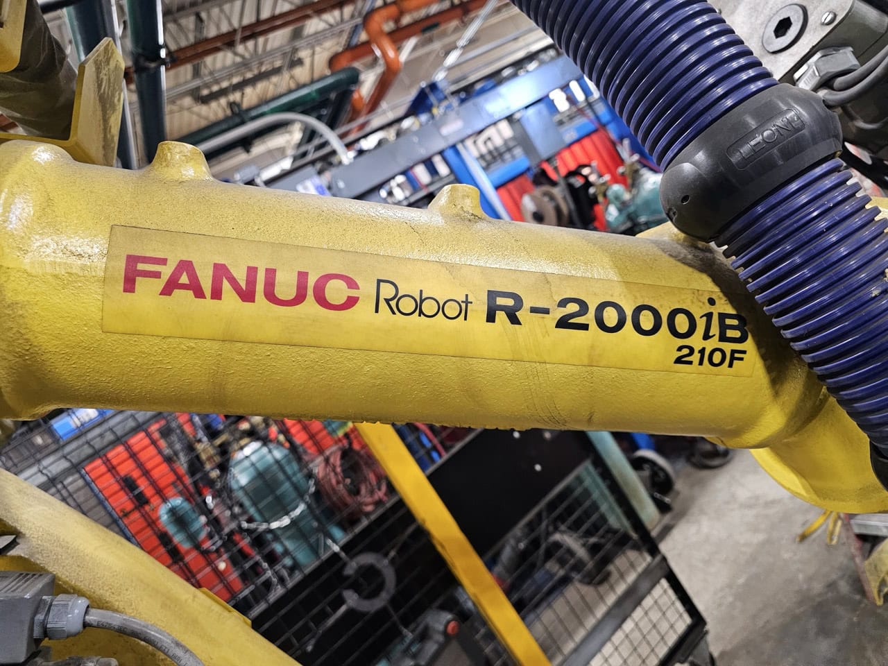 FANUC R-2000iB/210F Robot, 2015 - Milco Spot Weld Gun, Integrated Tolomatic IMA33 Servo, Reidel Chiller - Image 15