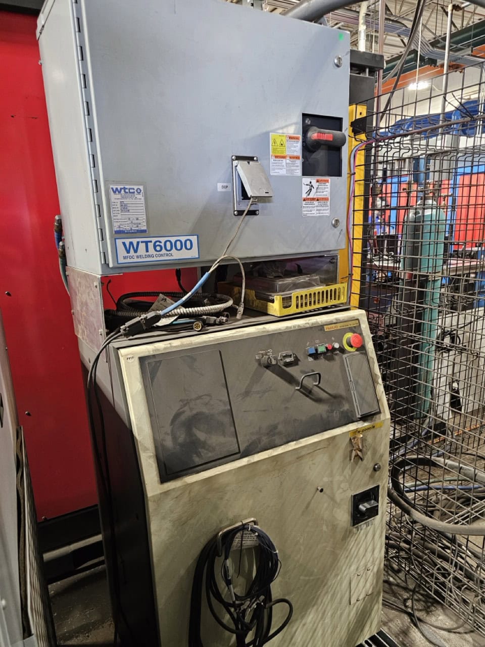 FANUC R-2000iB/210F Robot, 2015 - Milco Spot Weld Gun, Integrated Tolomatic IMA33 Servo, Reidel Chiller - Image 16
