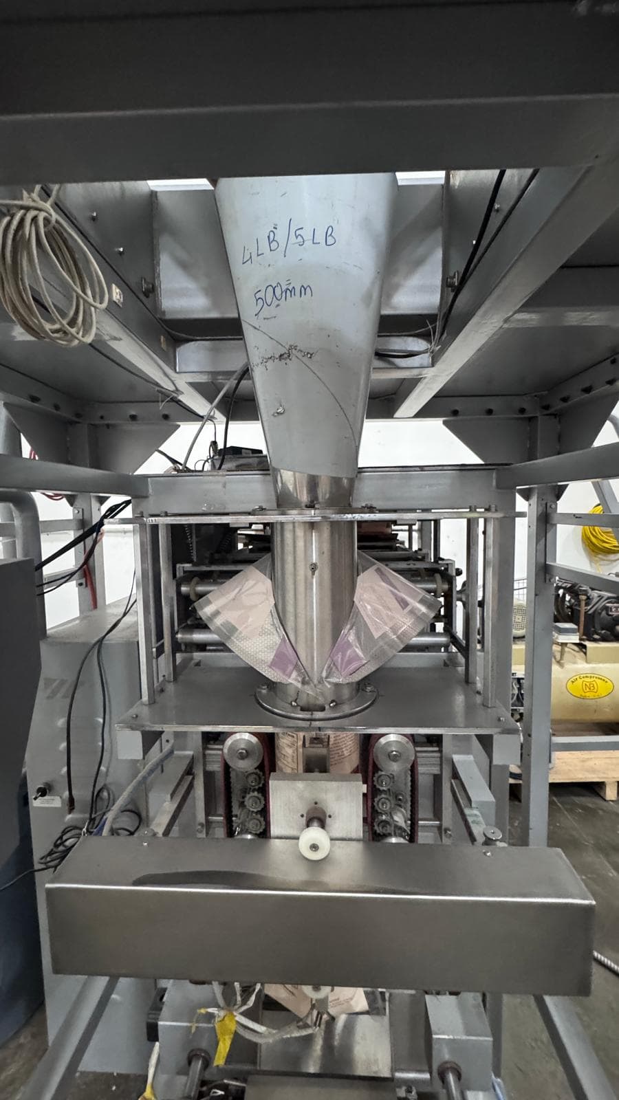 Automatic 10-Head Packing Machine with Integrated Scale System, Domino V320i TTO Printers, Conveyor & Mezzanine, 2020 - Image 11