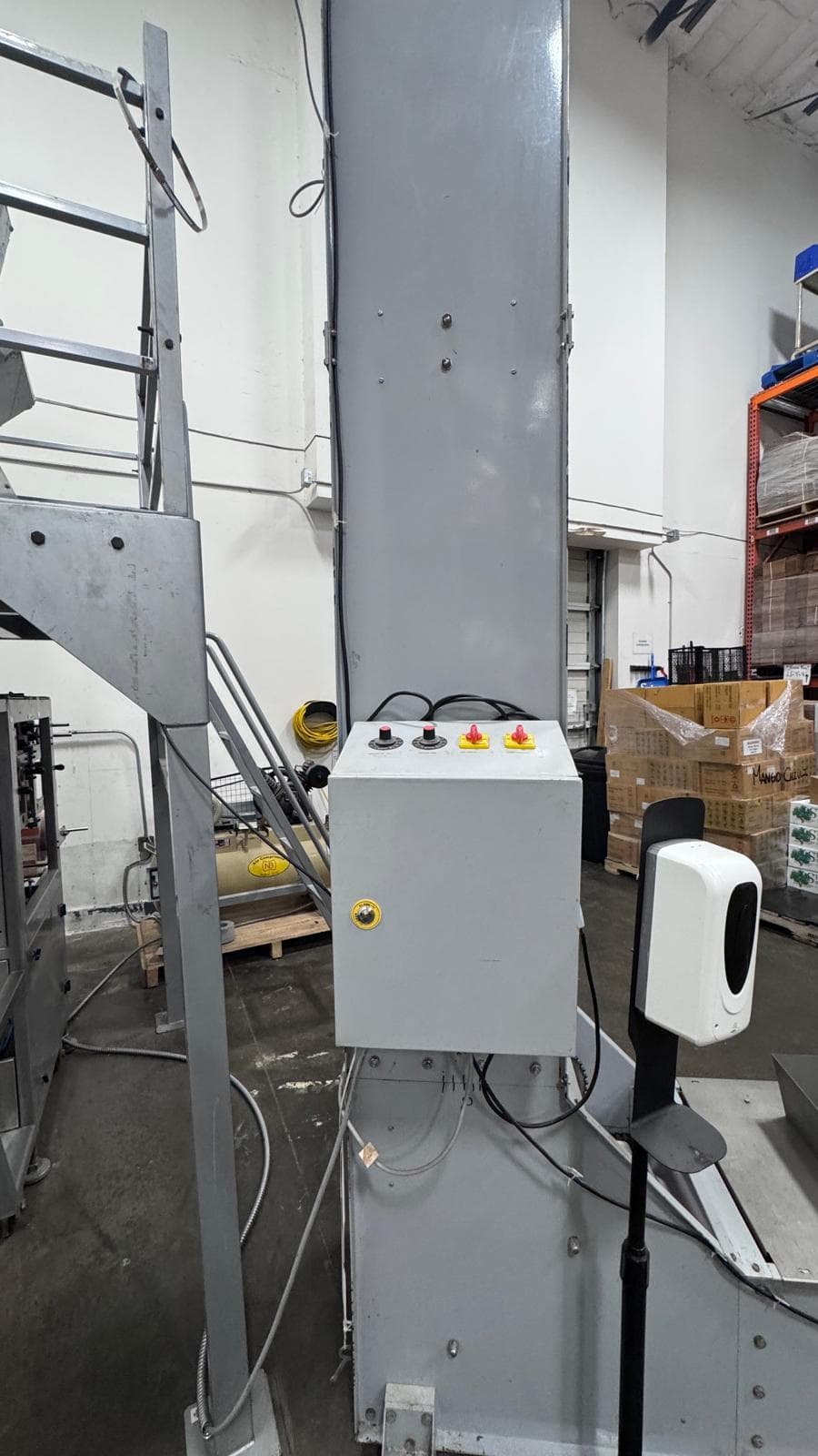 Automatic 10-Head Packing Machine with Integrated Scale System, Domino V320i TTO Printers, Conveyor & Mezzanine, 2020 - Image 13