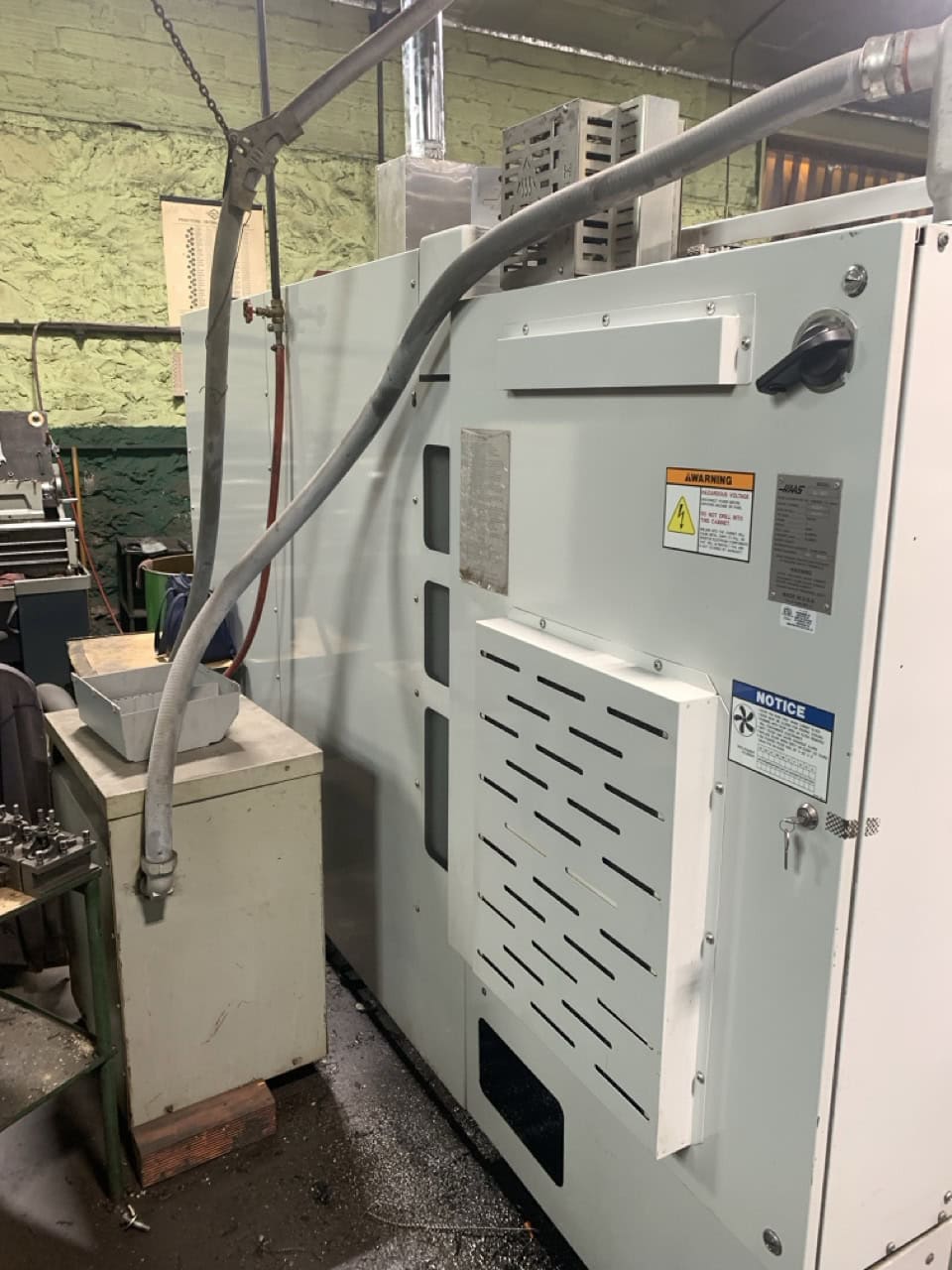 Haas SL-30T CNC Lathe, 2005 - Tailstock, Spindle Orientation, Chip Auger - Image 3