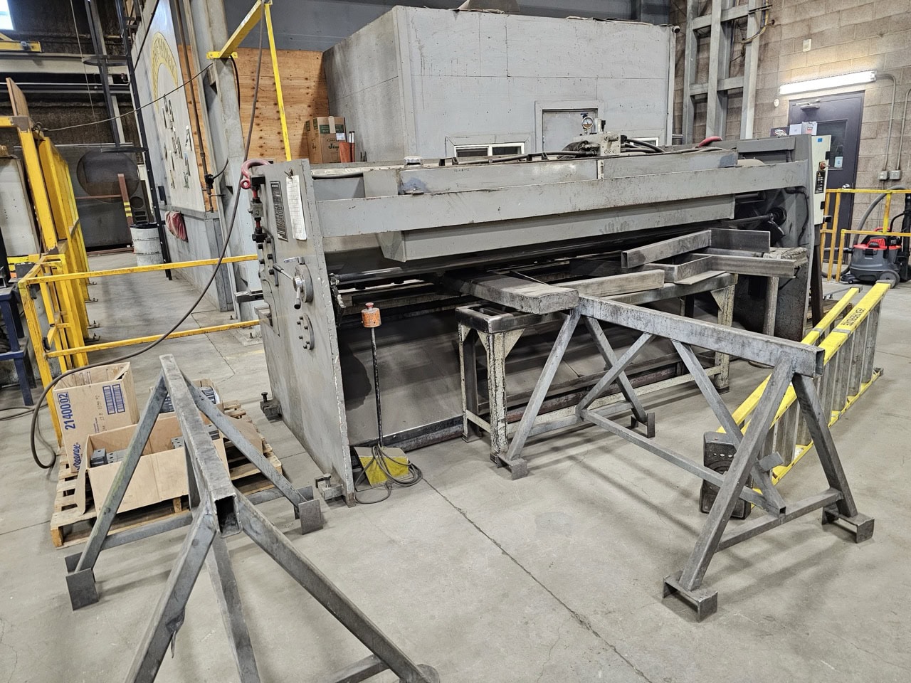 1/4" x 10' Masteel MSH-10250 Hydraulic Shear - Image 5