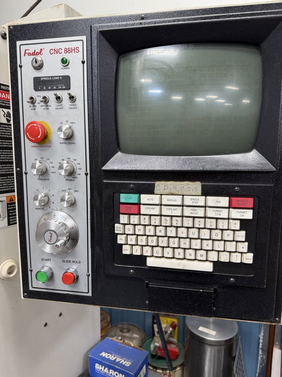 Fadal VMC 2016L VMC, 2000 - 7,500 RPM, 20 Station ATC - Image 2