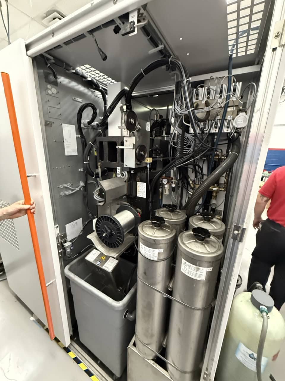 Agie Charmilles Progress VP2 Wire EDM, 2015 - Wire Chopper, Auto Threading, 35lb Spool Option - Image 5