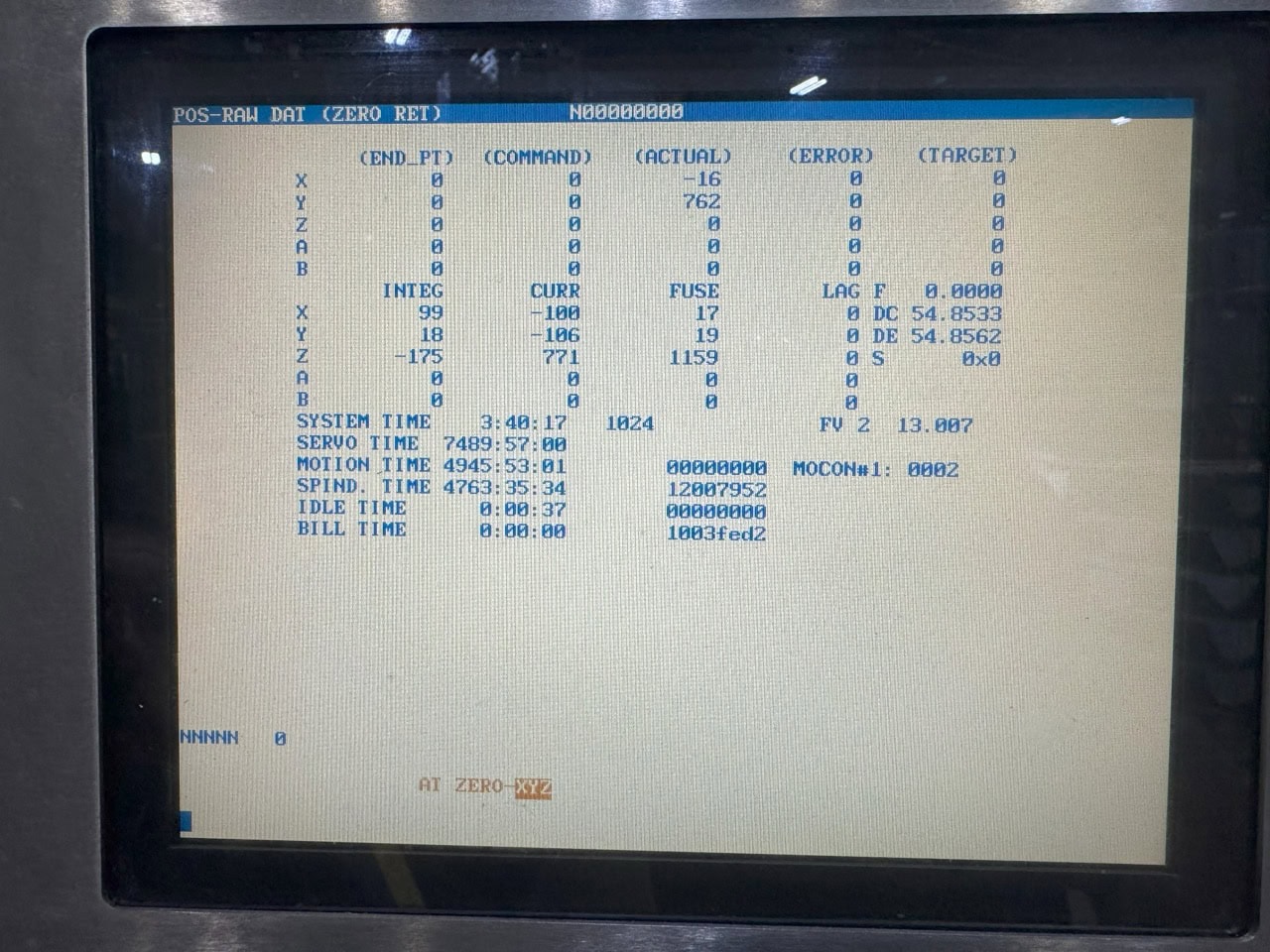 Haas VF-8D VMC, 2005 - 30K RPM, Chip Auger - Image 4