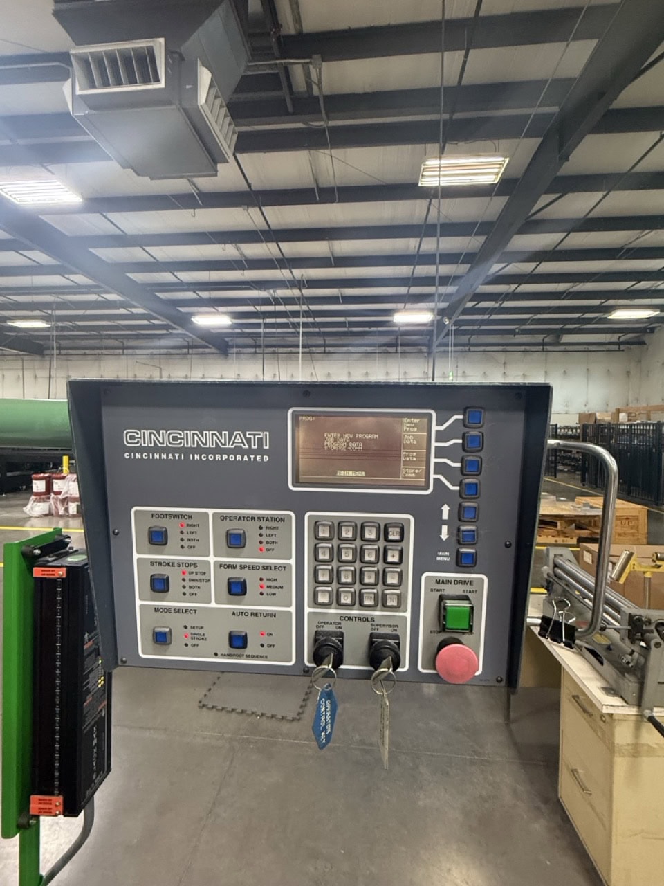 90 Ton x 8' Cincinnati 90-CBII Press Brake, 1996 - Backgauge - Image 3