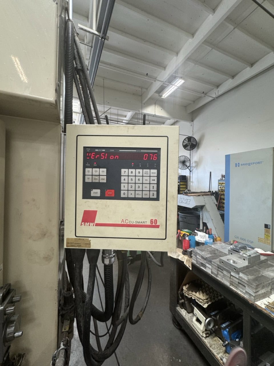 Okuma MC-V4020 VMC, 2005 - 4th Axis Rotary, Chip Conveyor - Image 3
