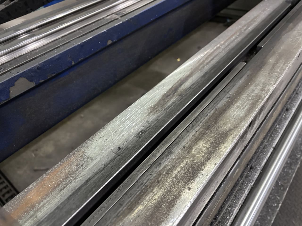 400 Ton x 13' MVD Wysong CNC Press Brake, 2019 - 4 Axis Backgauge - Image 10