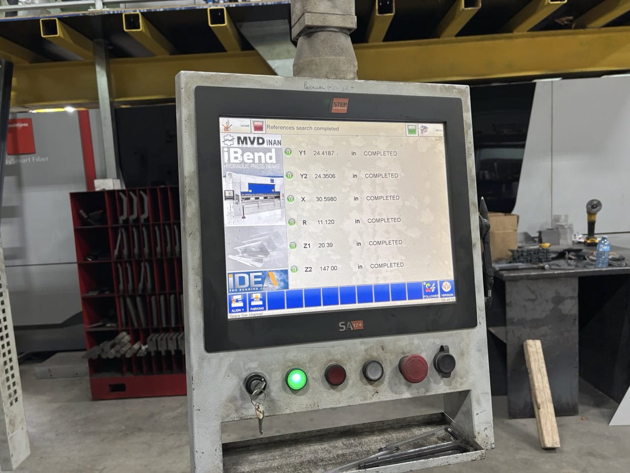 400 Ton x 13' MVD Wysong CNC Press Brake, 2019 - 4 Axis Backgauge - Image 11