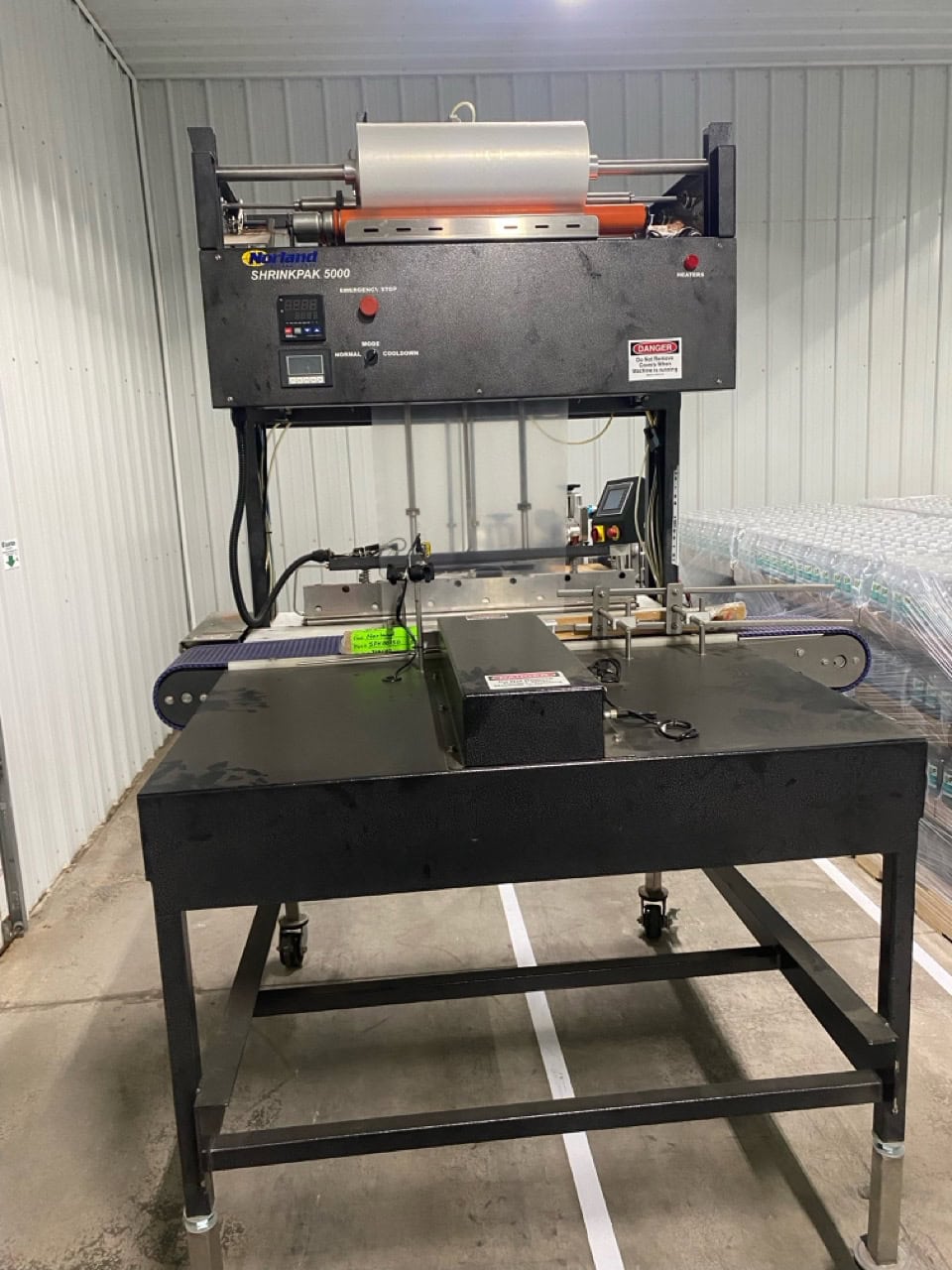 Norland International Shrink Pack HT5000 Automatic Multi-Function Shrink Wrapping System with Heat Tunnel - Image 5