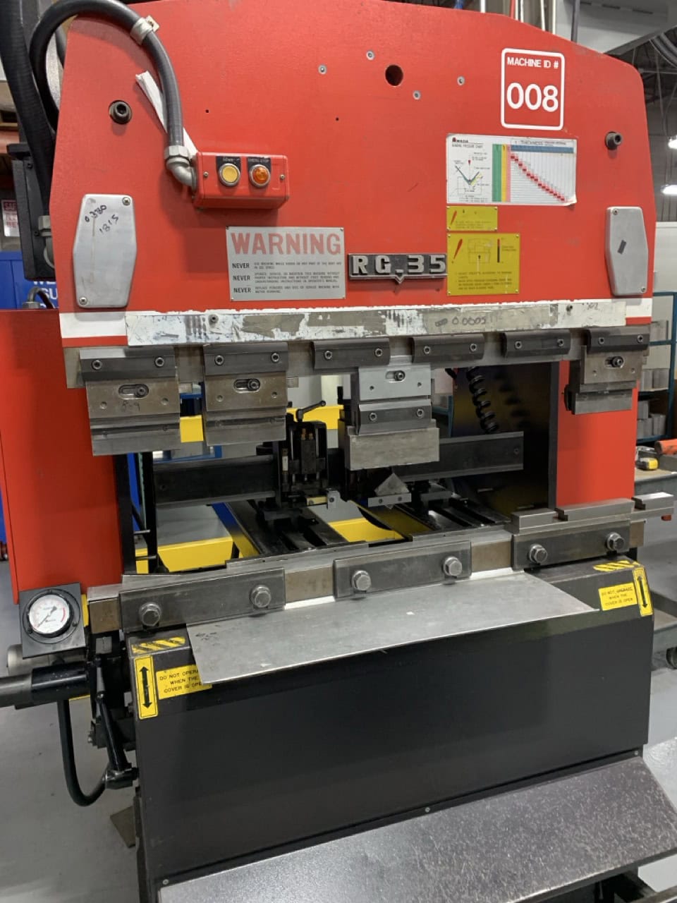 35 Ton x 4' Amada RG-35S Hydraulic Press Brake, 1993