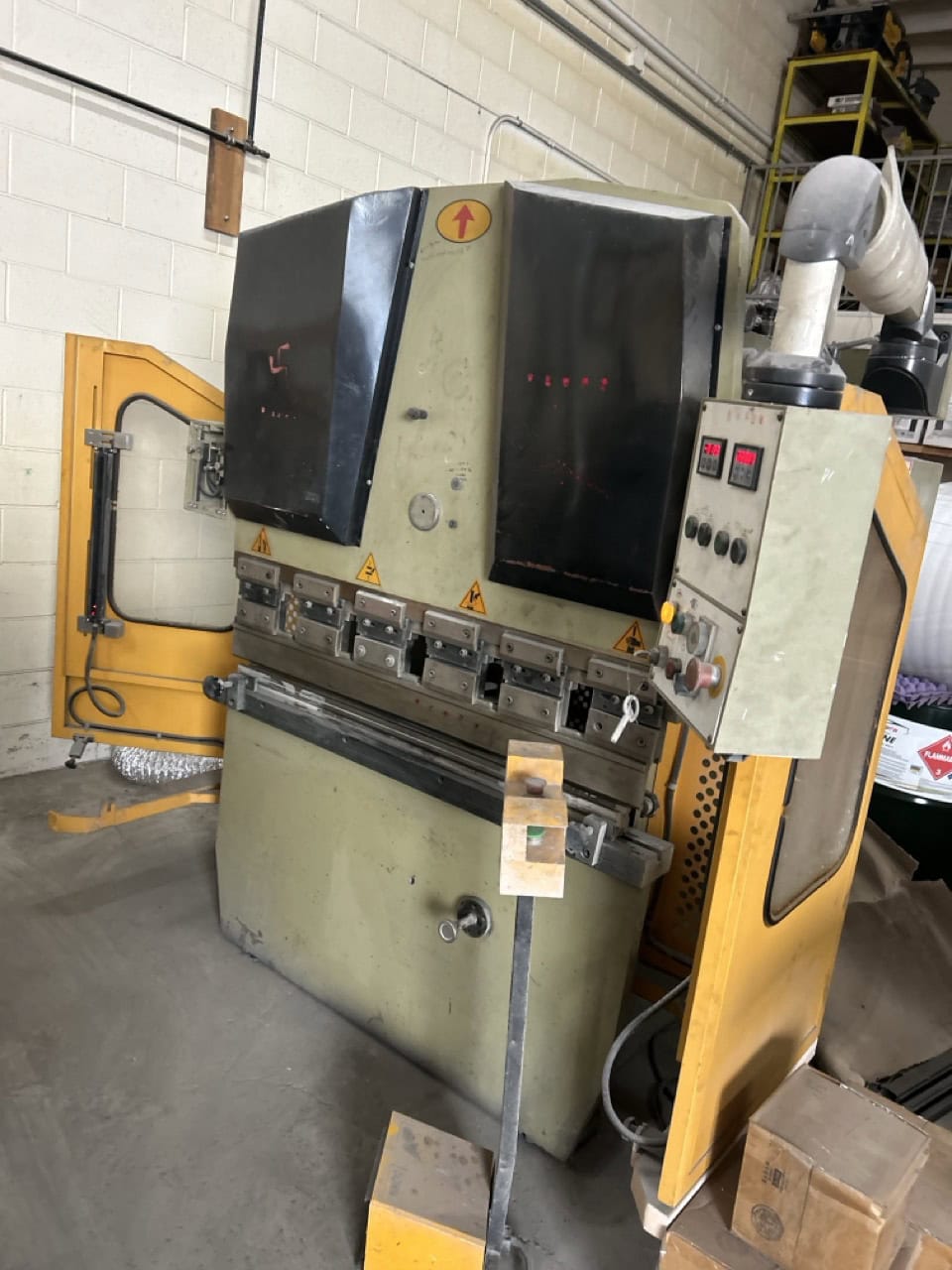 22 Ton x 4' US Industrial USHB22-4 Press Brake, 2008