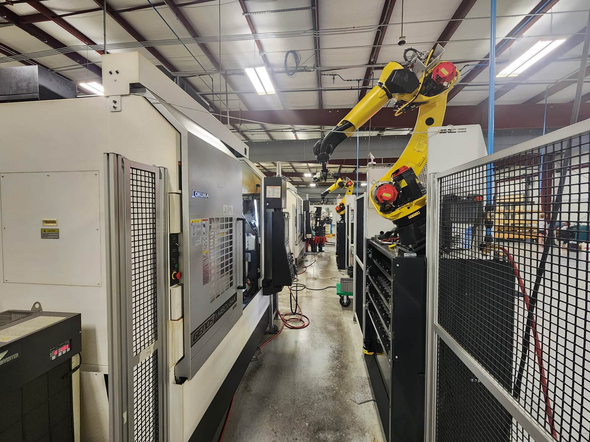 Okuma Genos M460V-5AX 5-Axis CNC VMC, 2021 - Robot Loader, Blum Laser, 1,000 PSI TSC, Mist Collector