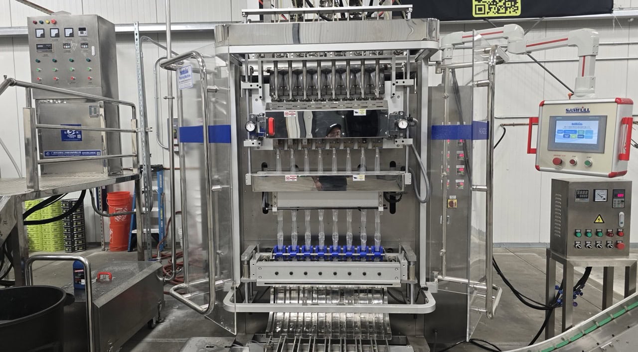 Samfull SF-720-8 8 Lane Liquid Stick Pack Machine with Counter, Cartoner, 1000L Homogenizing Mixer and Transfer Pump, 2024 - Complete Liquid Stick Pack Processing and Packaging Line - Image 2