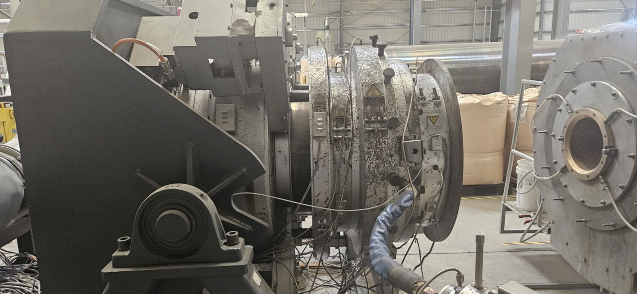 Battenfeld Helix II 630 VFI+FDC Pipe Extrusion Line, 2020 - solEx NG-90 Single Screw Extruder, Feeders, Vac Tanks, CoolTanks - Image 8