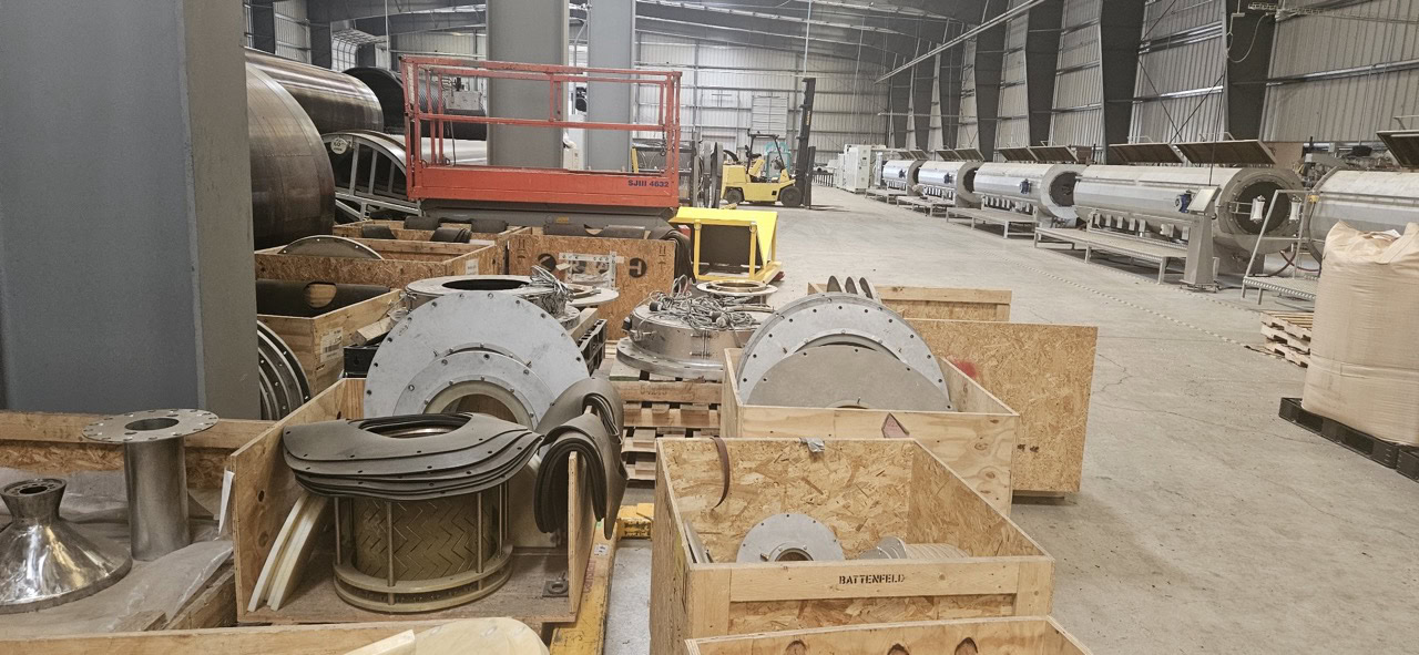 Battenfeld Helix II 630 VFI+FDC Pipe Extrusion Line, 2020 - solEx NG-90 Single Screw Extruder, Feeders, Vac Tanks, CoolTanks - Image 29