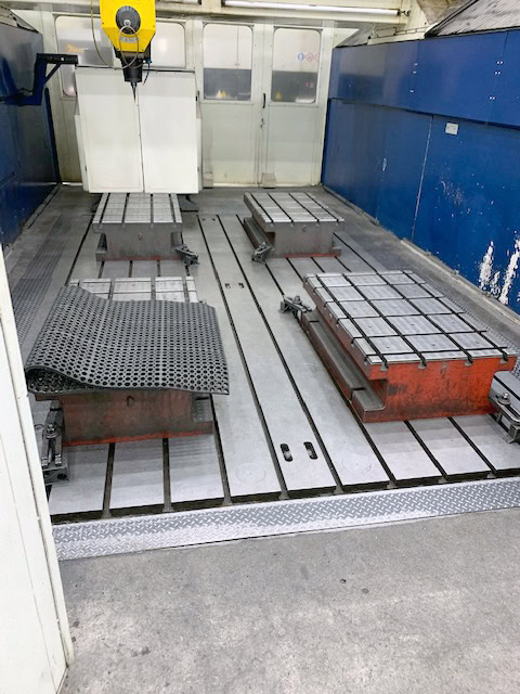 JOBS Linx/S 5-AXIS CNC Gantry Mill, 2003 – 3 Spindle Changer- HSK63, HSK100, 32 ATC, Fidia - Image 3