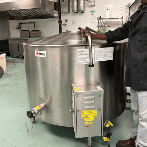 Legion 100 Gallon Self-Contained, Low-Profile, Jacketed Steam Kettle - Image 4