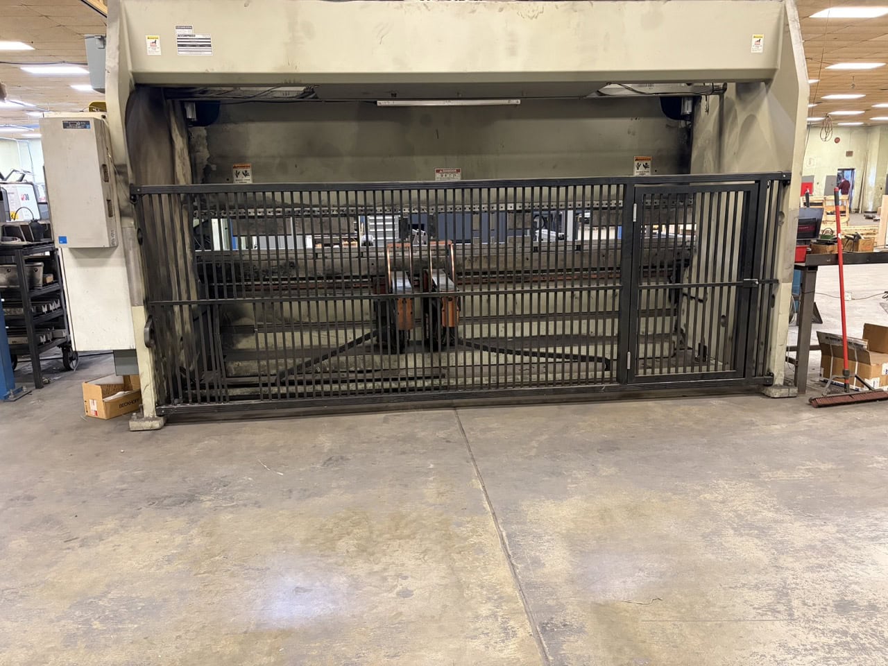 350 Ton x 16' Accurpress Edge 435016 CNC Press Brake, 2014 - Tooling Included - Image 5