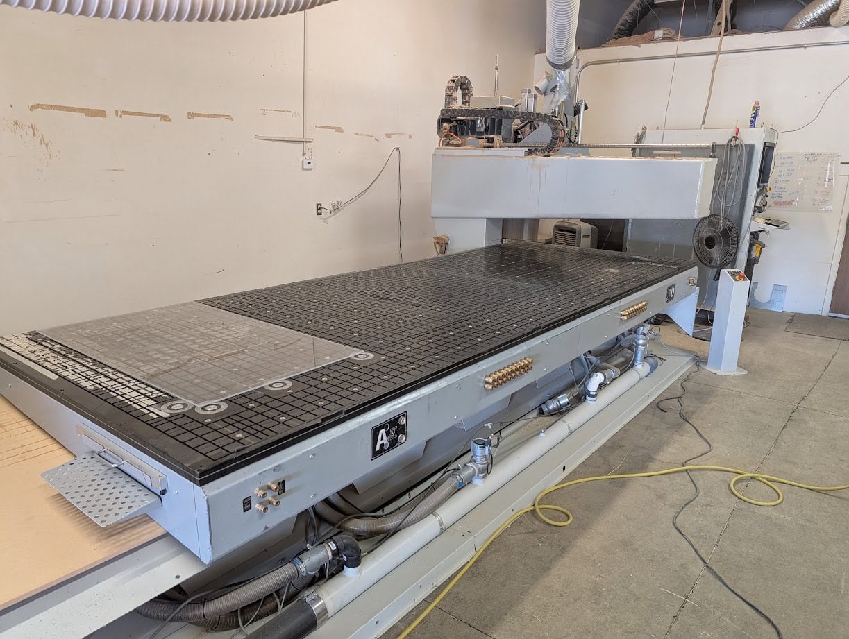 5’ x 12’ Holzher Uni-Master 7226Me CNC Router, 2006 - Tool Changer, 2 Becker Pumps