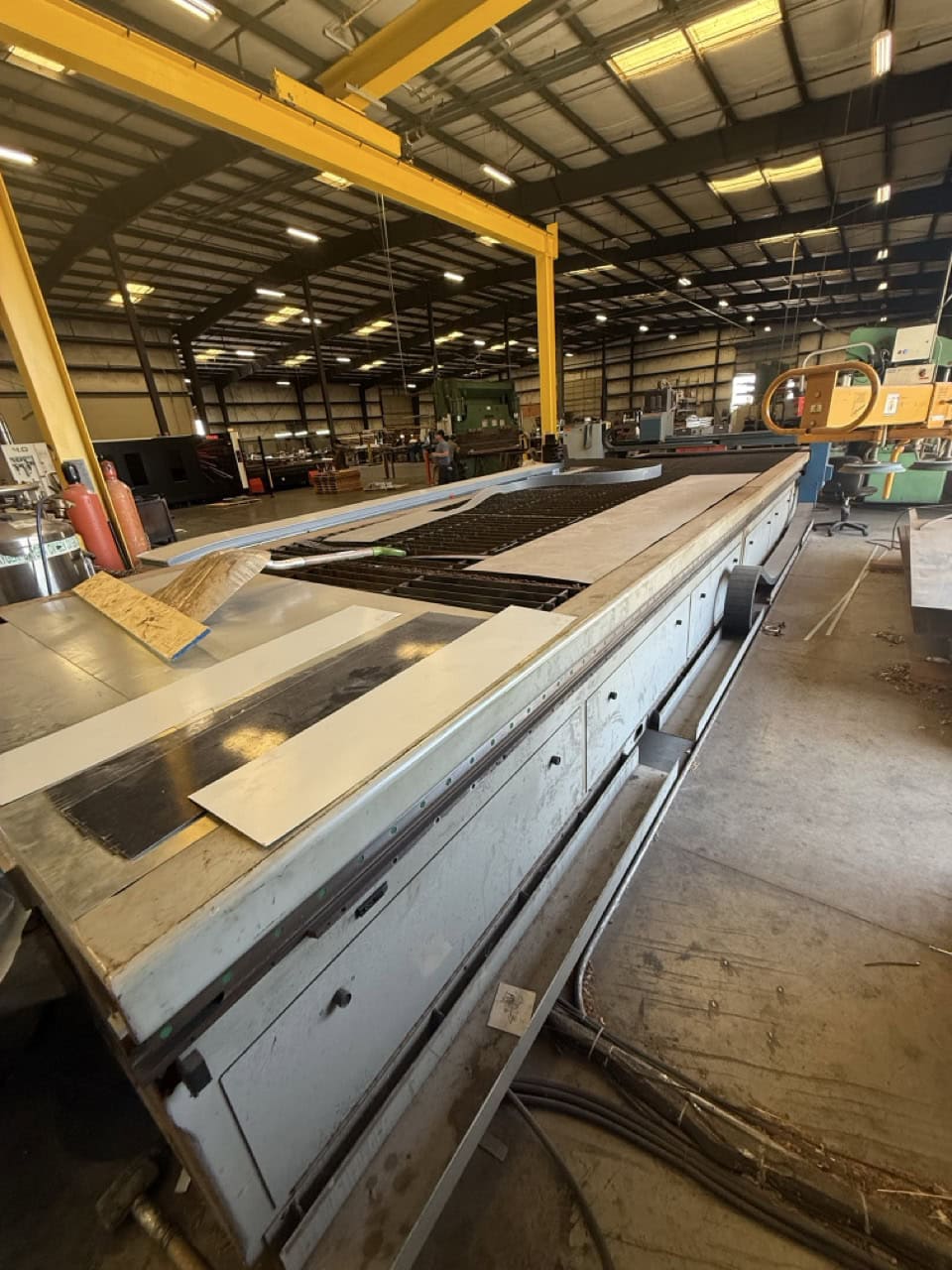 6' x 24' AKS Accu-Kut CNC Plasma Table, 2015 - HPR260XD