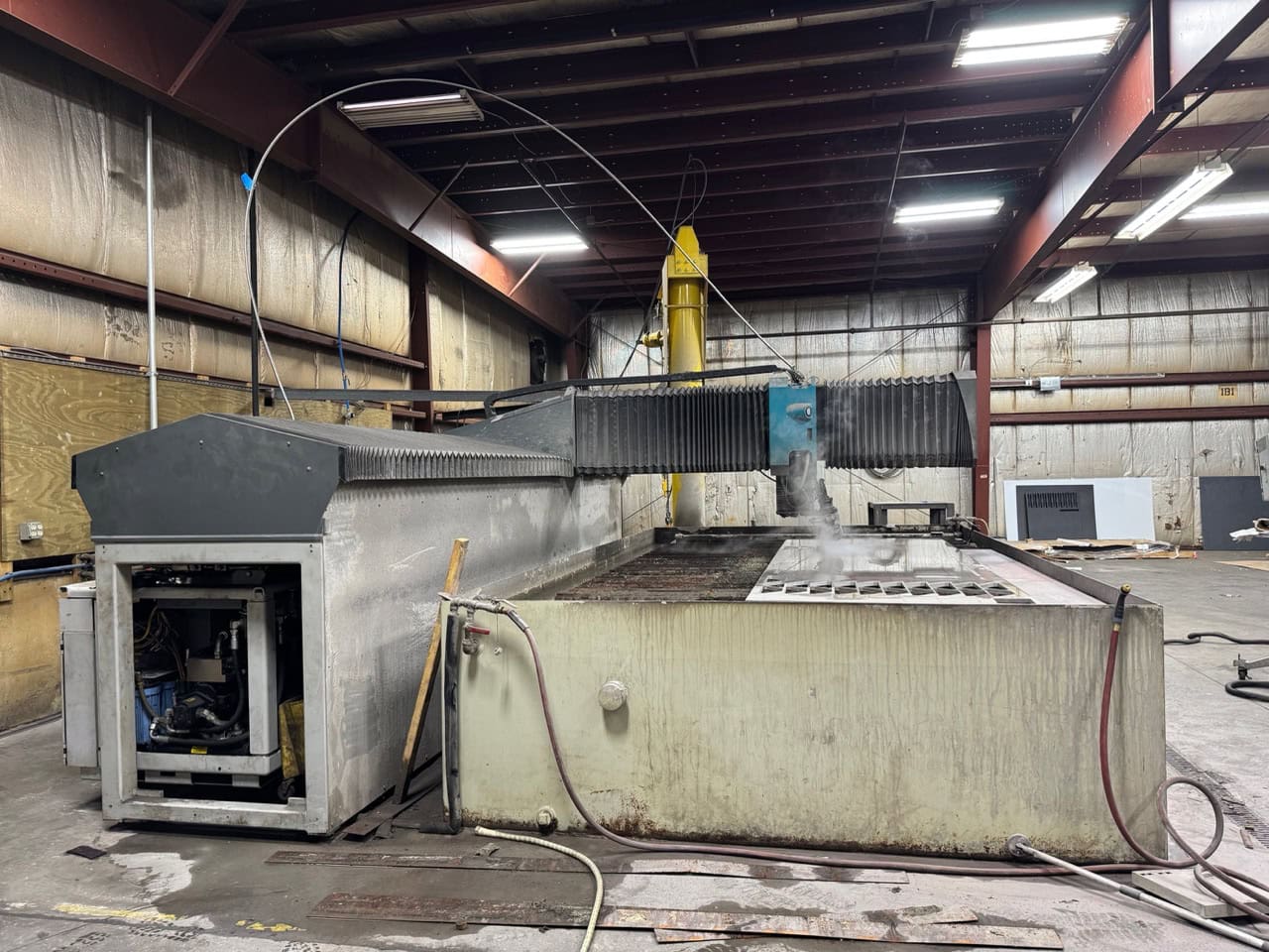13' x 6' Flow Mach3 4020B XD CNC Waterjet, 2016 - 5-Axis XD Cutting Head - Image 2
