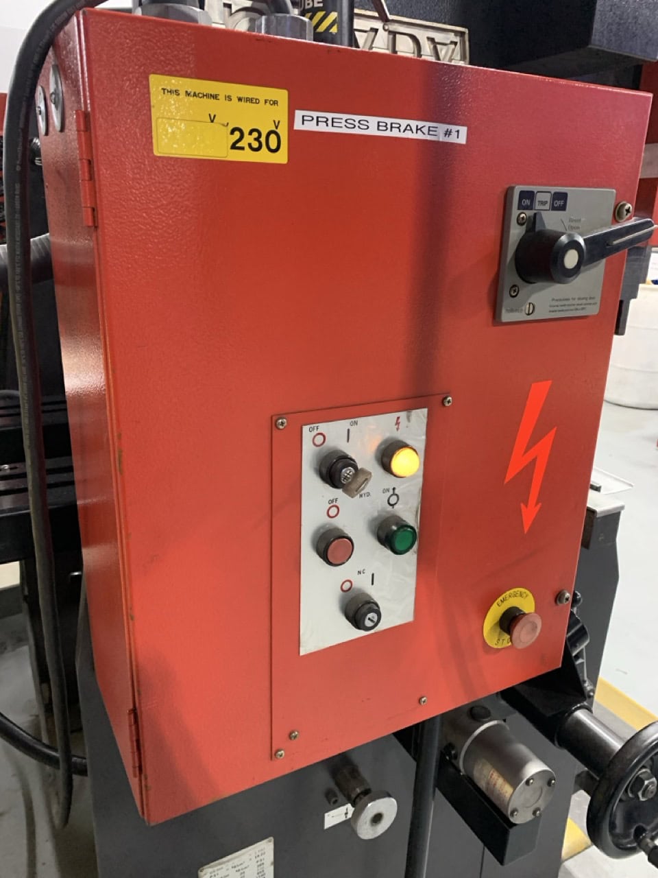 35 Ton x 4' Amada RG-35S Hydraulic Press Brake, 1993 - Image 8