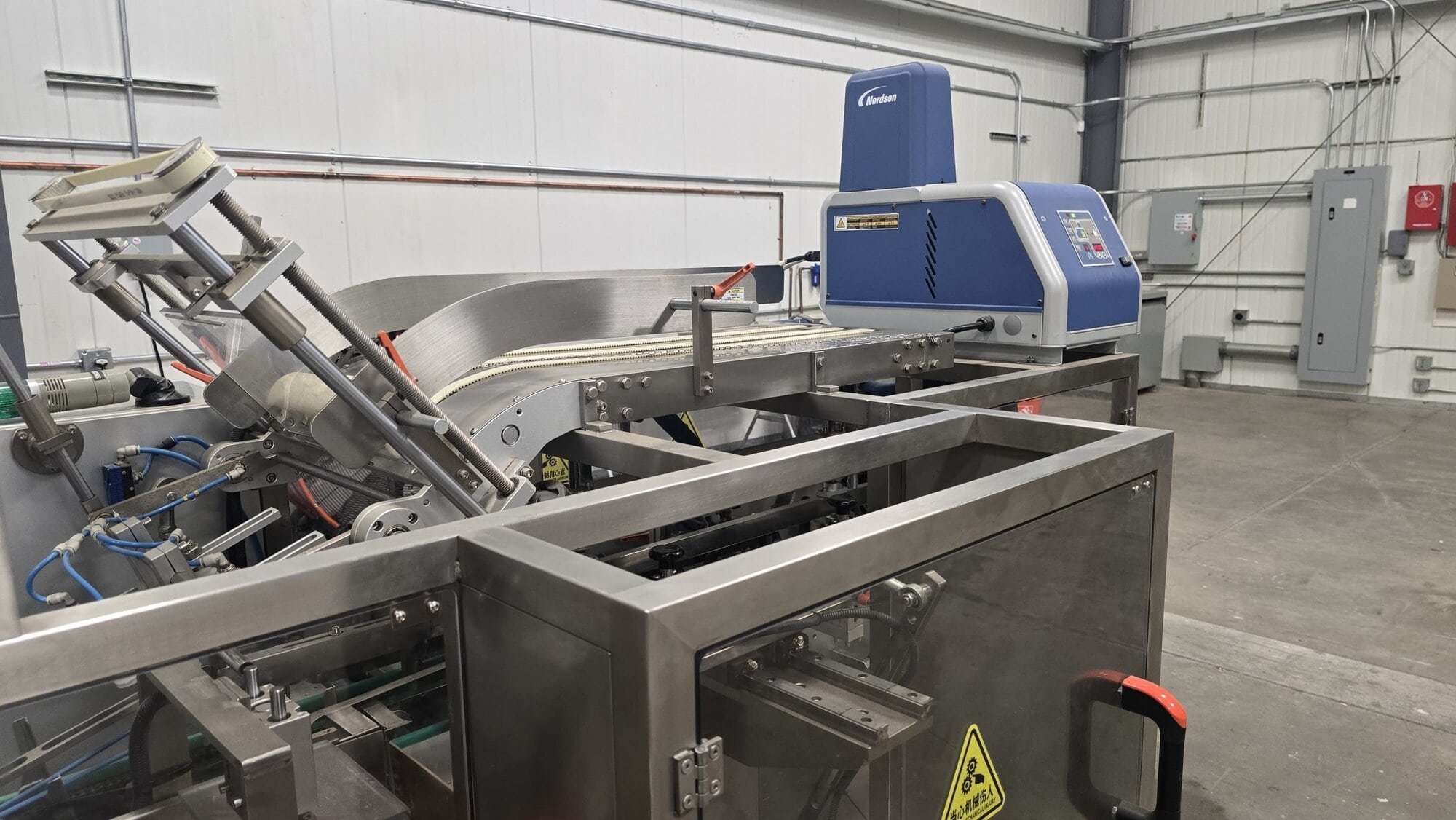 Samfull SF-720-8 8 Lane Liquid Stick Pack Machine with Counter, Cartoner, 1000L Homogenizing Mixer and Transfer Pump, 2024 - Complete Liquid Stick Pack Processing and Packaging Line - Image 15