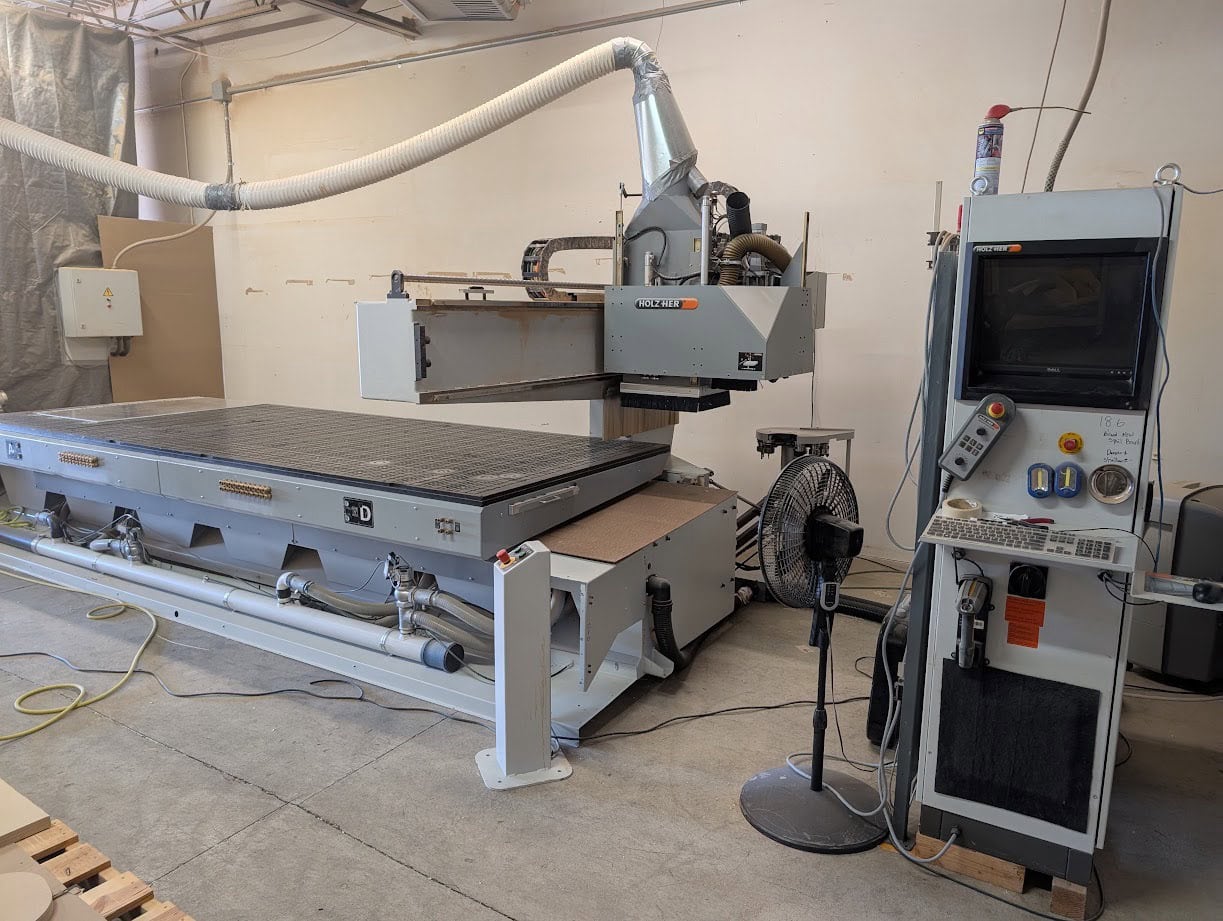 5’ x 12’ Holzher Uni-Master 7226Me CNC Router, 2006 - Tool Changer, 2 Becker Pumps - Image 4