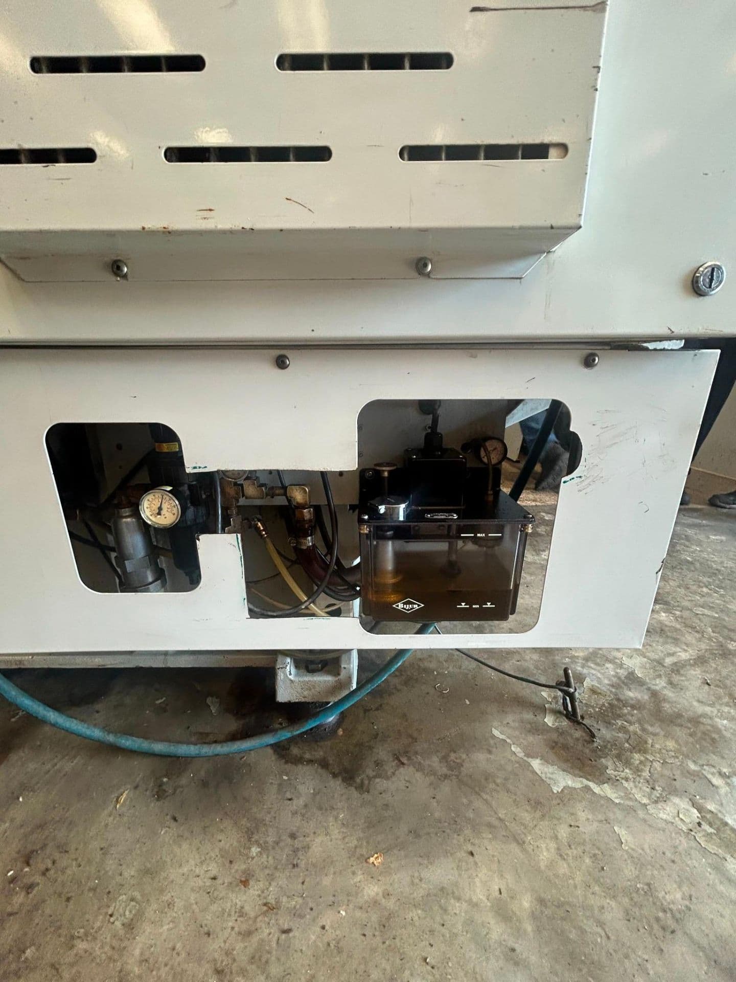 Haas EC-300 300mm CNC HMC, 2006 - Through Spindle Coolant, 8K Spindle - Image 12