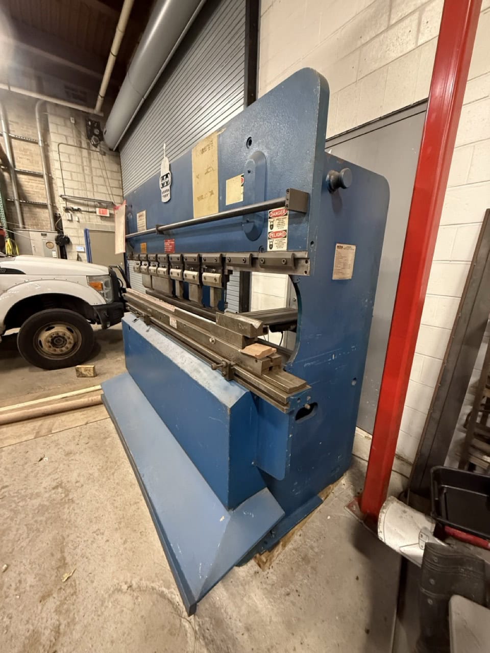 35 Ton x 6.5' Adira QHA-3220 Hydraulic Press Brake, 1996 - Backgauge, Pro Mek CNC 402 Control