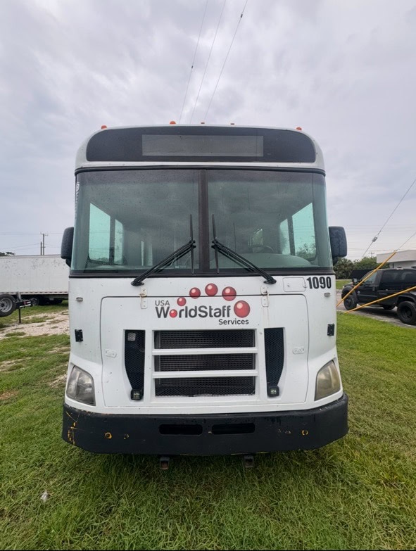 Freightliner M2 106 Shuttle Bus, 2012 - Diesel, Commercial Passenger Transport