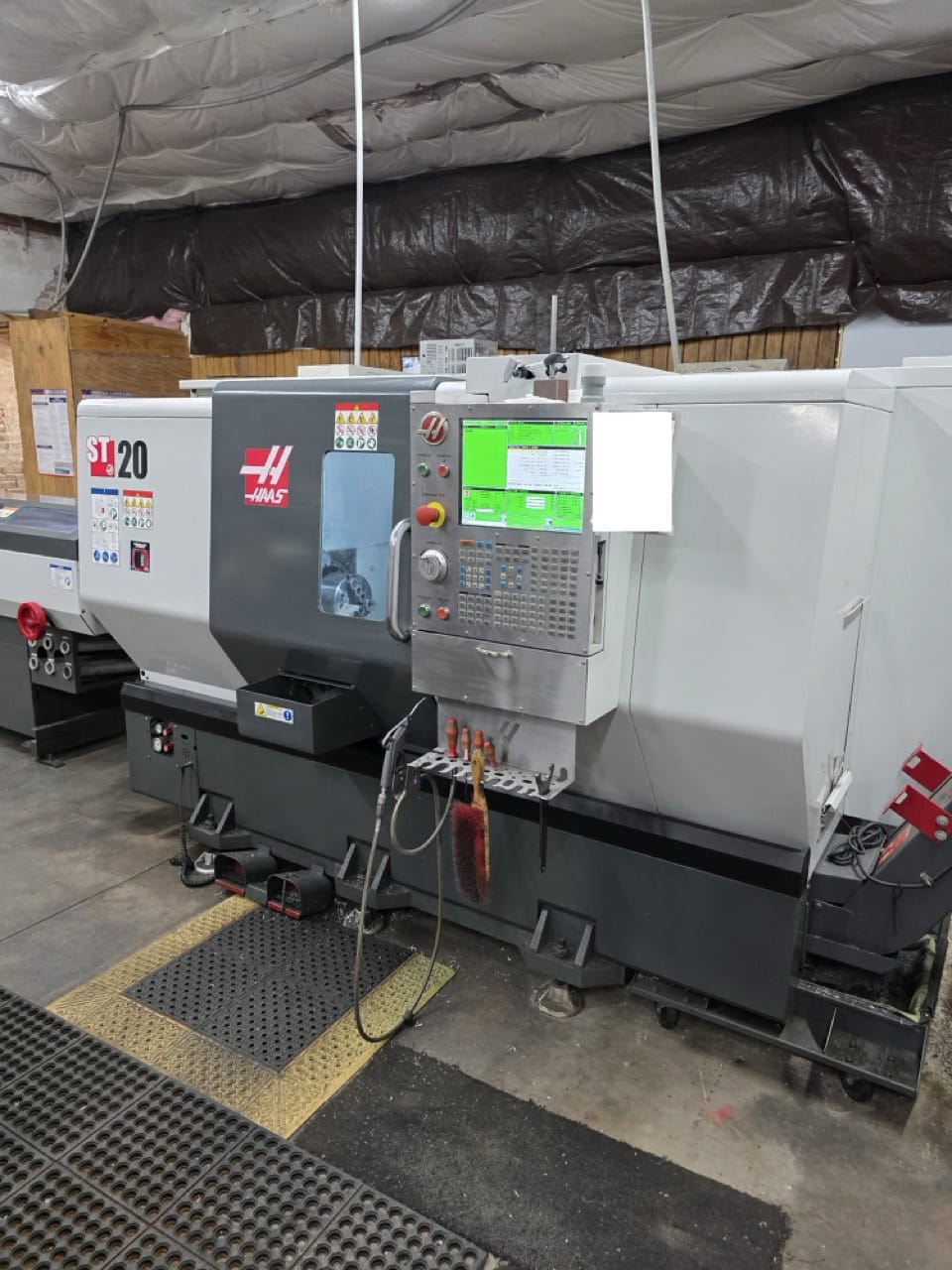 Haas ST-20 CNC Lathe, 2017 - Bar Feeder, Tailstock