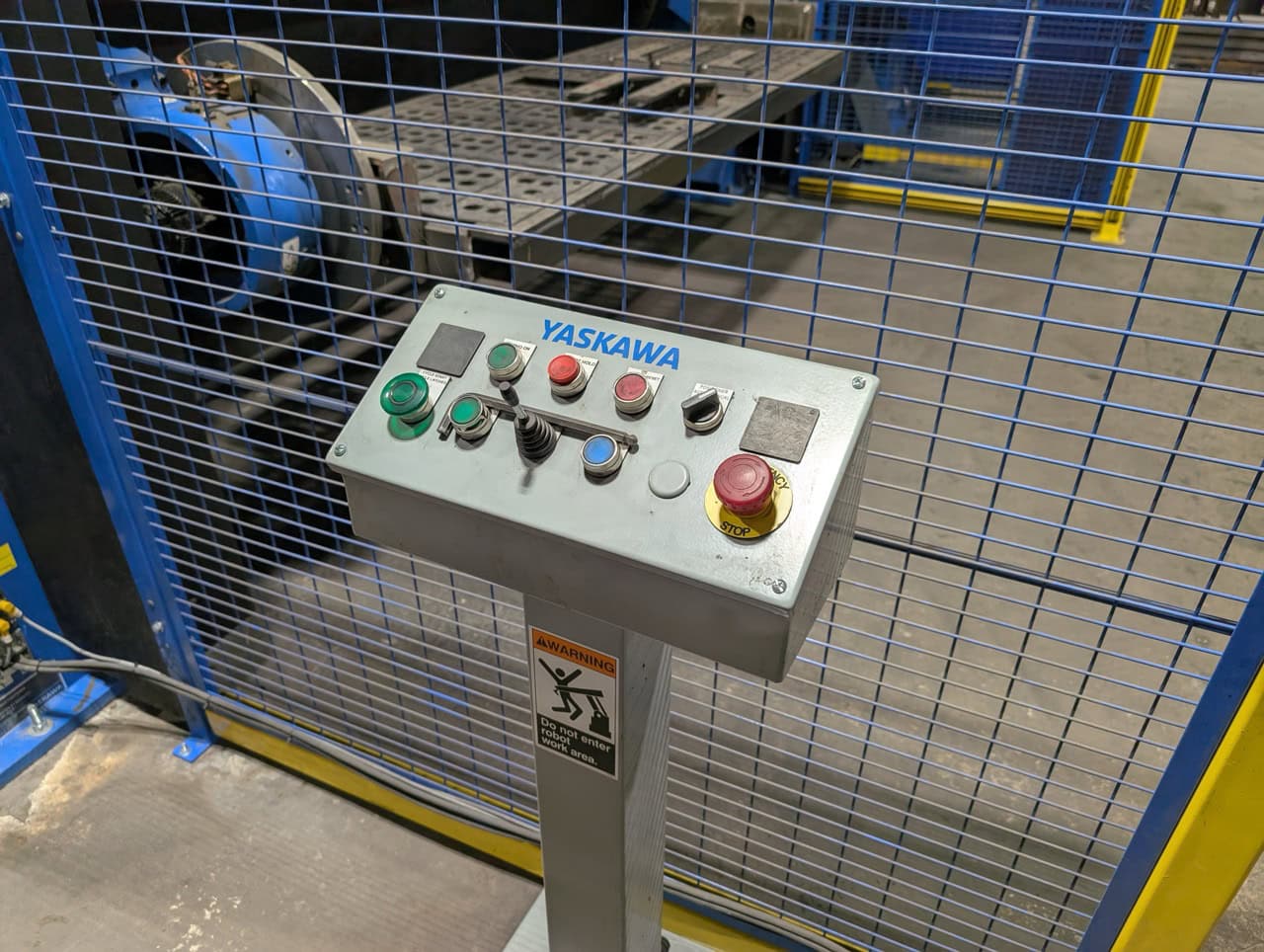 Yaskawa Motoman ArcWorld System 6200-750 Robotic Welding Cell, 2022 - 2 AR1440 Robots, Miller Power Source, Wire Feeder - Image 2