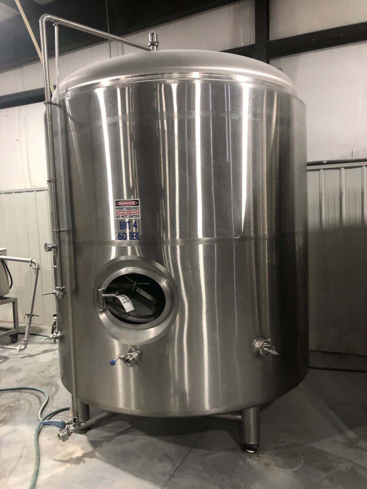 Complete Beverage Canning line with Ska Fab Depalletizer, Palmer Canner 12-1, 2015 - Equipped with Axon Sleever and Shrink Tunnel, Eastey Sleeve Wrapper and Shrink Tunnel, Dakota Water RO System, 3,000 Gallon Poly Tank, Pro-Refrigeration Glycol Chilling Unit, 30 BBL Tank, 40 BBL Tank, 60 BBL Tank - Image 13