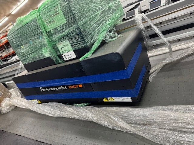 Mutoh PJ2508UF FlatBed Printer - Image 2